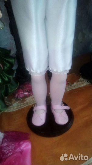 Кукла фарфоровая немецкая 68 см