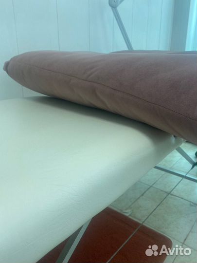 Кушетка косметологическая