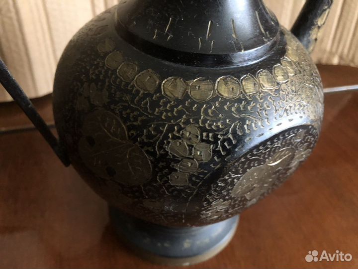 Кувшин металлический