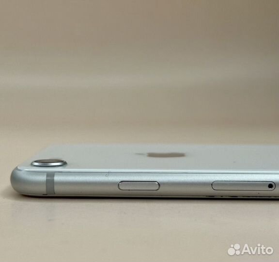iPhone 8, 128 ГБ