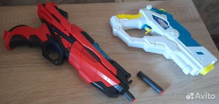Пакет игрушечных пистолетов