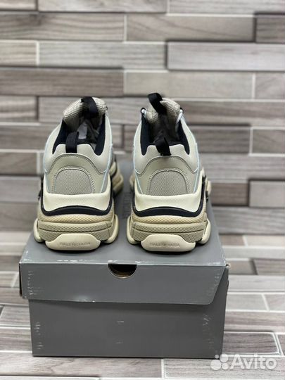 Кроссовки Balenciaga Triple-S Beige (36-40)