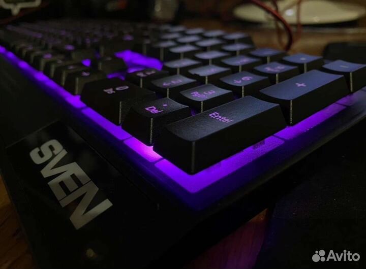 Игровая клавиатура с подсветкой