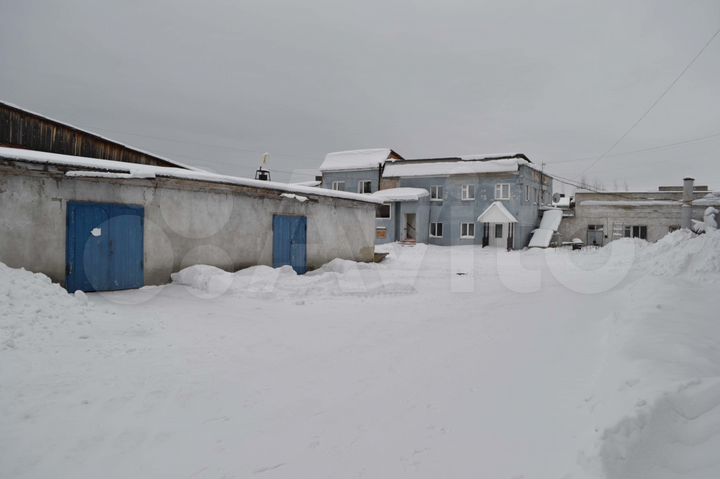 Производственная база, 2500 м²