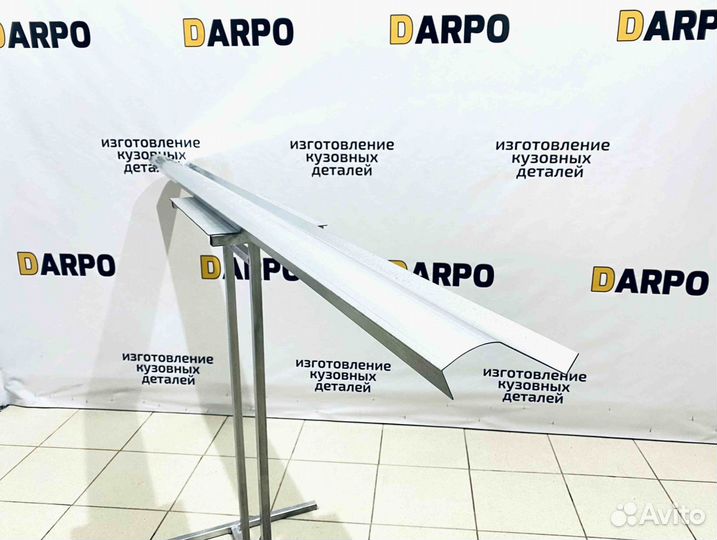 Пороги для Mazda MPV 1999-2006 (LW)