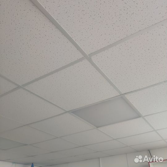 Потолок Армстронг бу