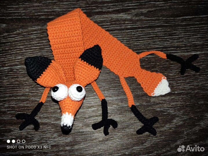 Вязанная закладка для книг