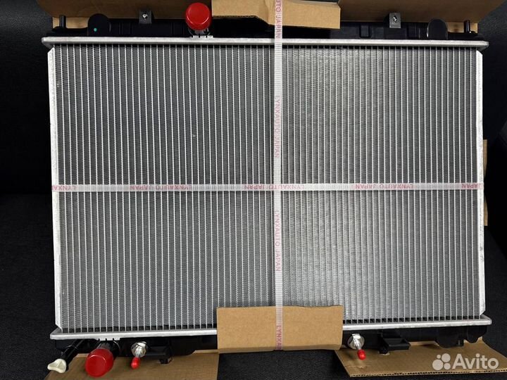 Радиатор охлаждения Nissan Xtrail NT30
