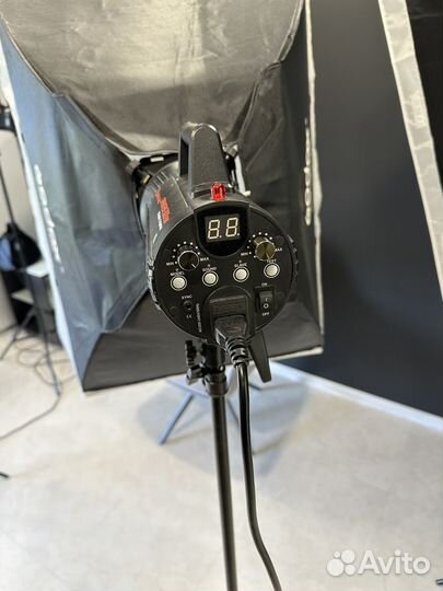 Вспышка студийная Falcon Eyes Sprinter 300 BW