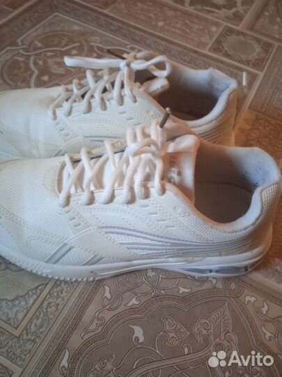 Кроссовки мужские