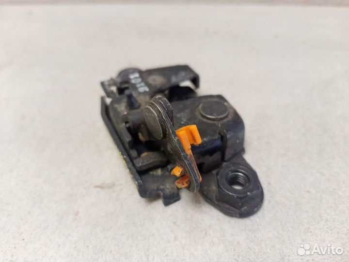 Замок багажника Форд Ranger 3