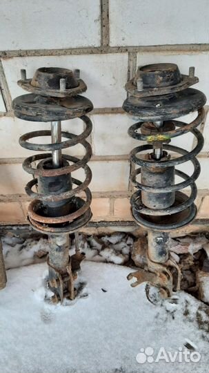 Стойки с амортизаторами