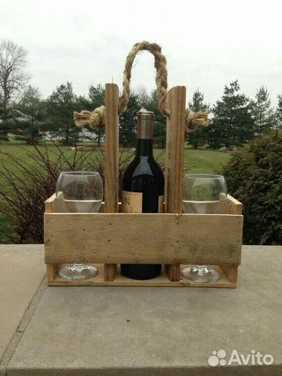 Ящик для бытылок и бокалов