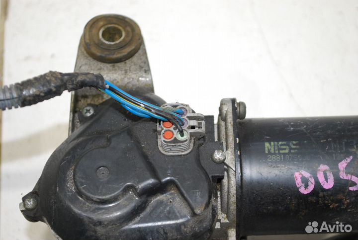 Трапеция стеклоочистителя передняя Nissan