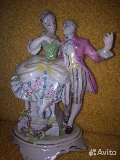 Старинные фарфоровая статуэтки Германия