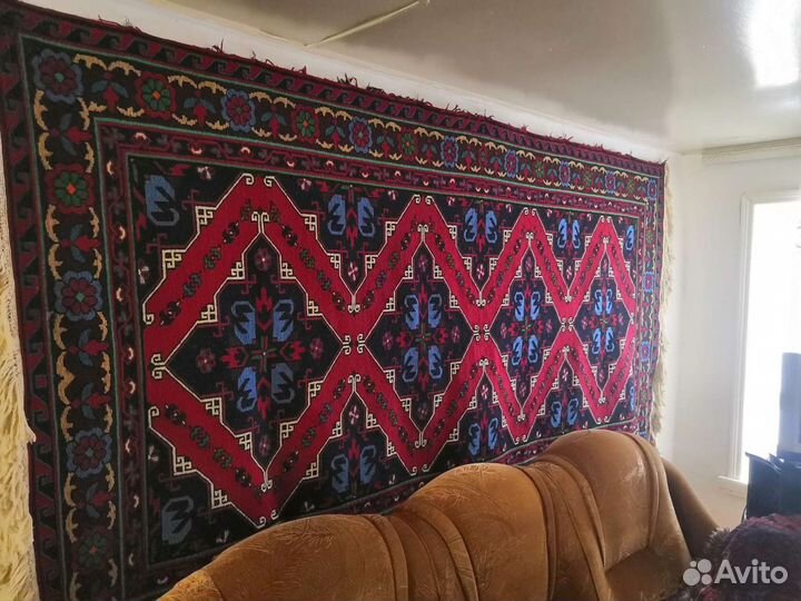 Ковер ручной работы