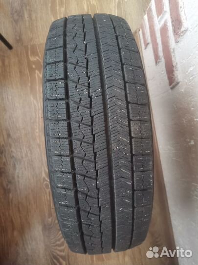 Bridgestone Blizzak VRX 175/65 R14