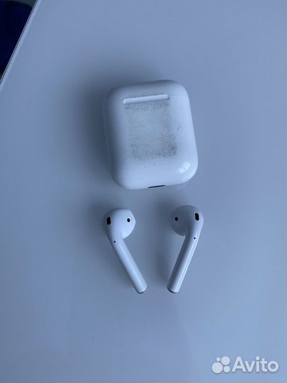 Apple airpods 1 поколенив (a1523)