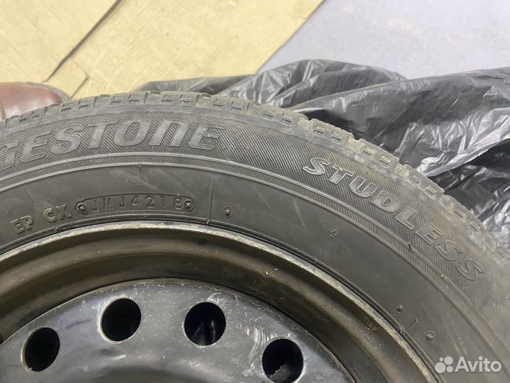 Bridgestone Blizzak VRX 165/65 R14