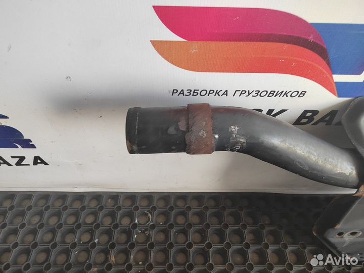 Кронштейн заднего крыла левый