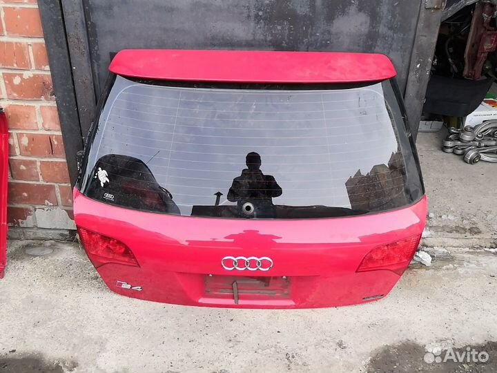 Дверь багажника audi A4 b7