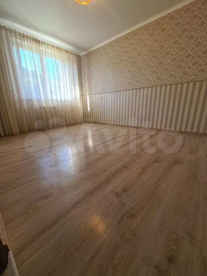 2-к. квартира, 58 м², 5/9 эт.