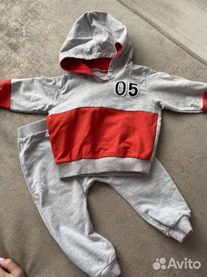 Спортивный костюм