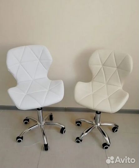 Стул Ракушка на колесах с регулировкой высоты