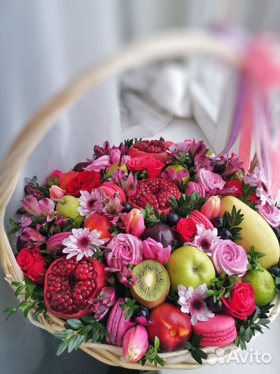 Съедобные букеты из фруктов и ягод