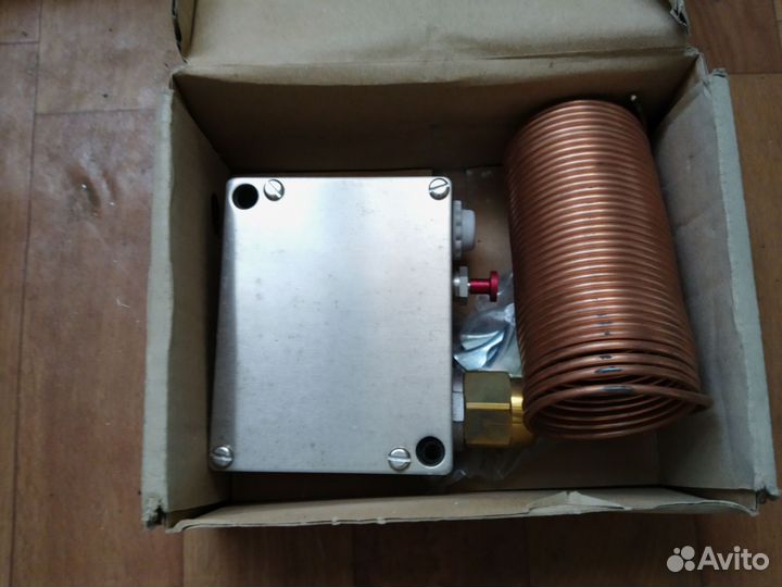 Siemens QAF81.6 термостат защиты от замораживания