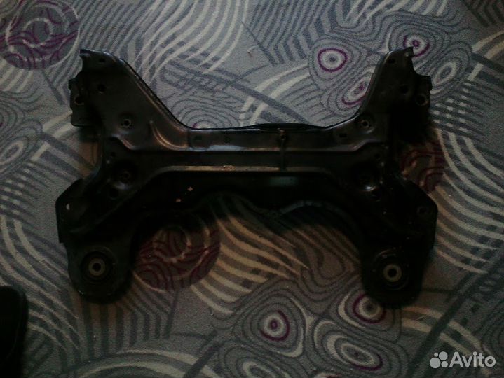 Шкода Октавия подрамник