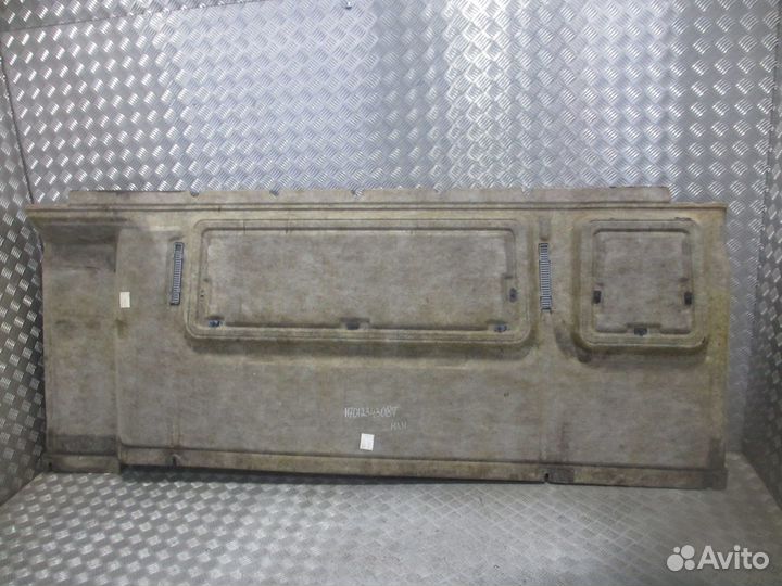 Обшивка задней стенки кабины MAN 81627706018