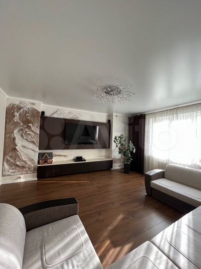 3-к. квартира, 99,5 м², 3/9 эт.