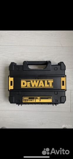 Dewalt