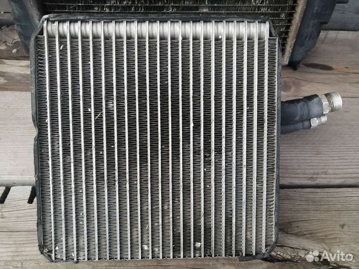 Радиатор охлаждения двигателя subaru forester sf5