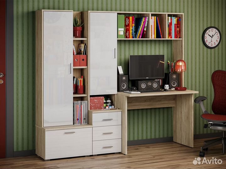 Стол компьютерный на Химической 2/4