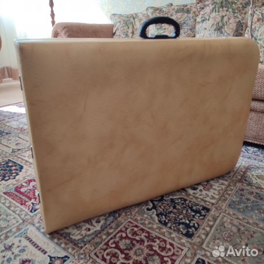 Массажный стол складной с вырезом