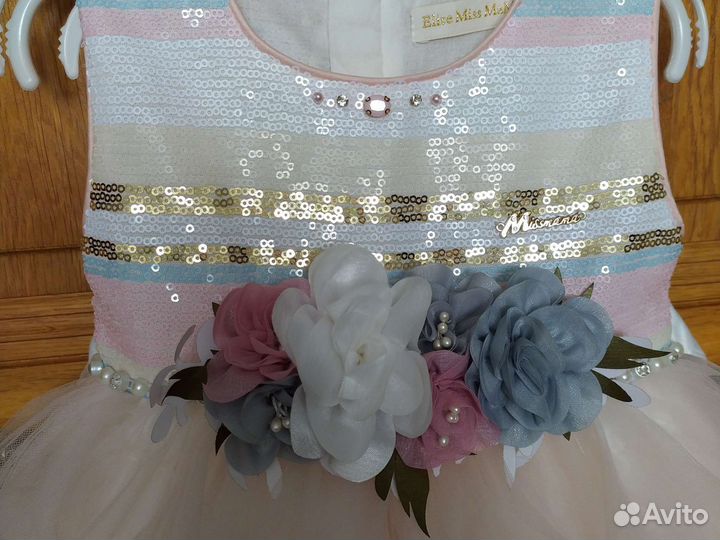 Платье