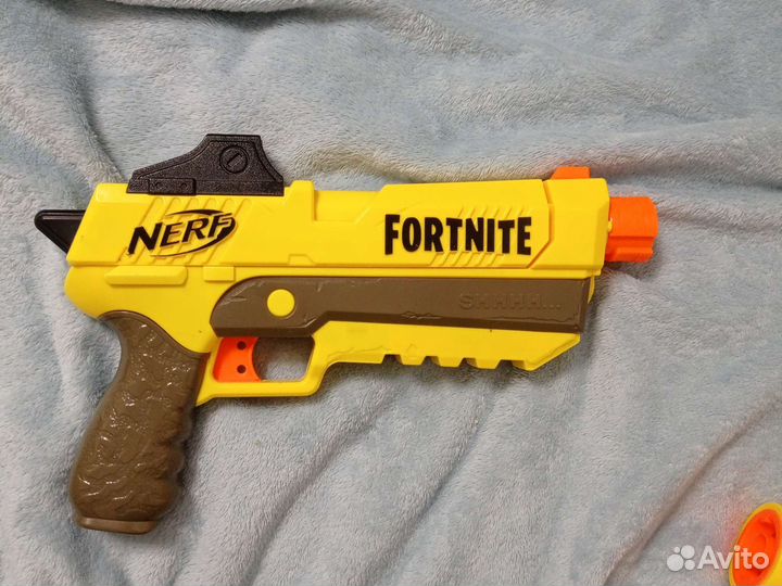 Пистолет игружечный nerf fortnite с глушителем