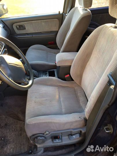 Mitsubishi Space Wagon 2.0 МТ, 1997, 398 888 км