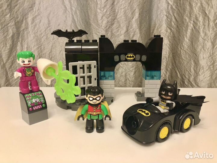 Lego Duplo 10919 Супергерои. Бэтпещера