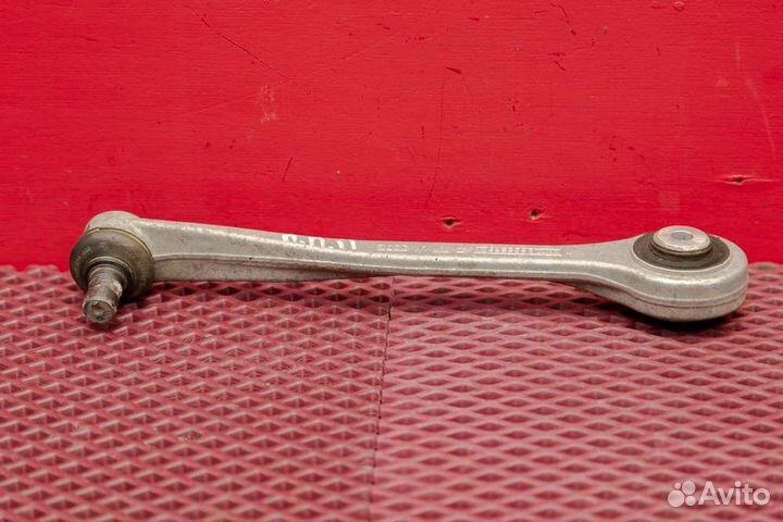 Рычаг подвески верхний передний правый Audi A6 C7