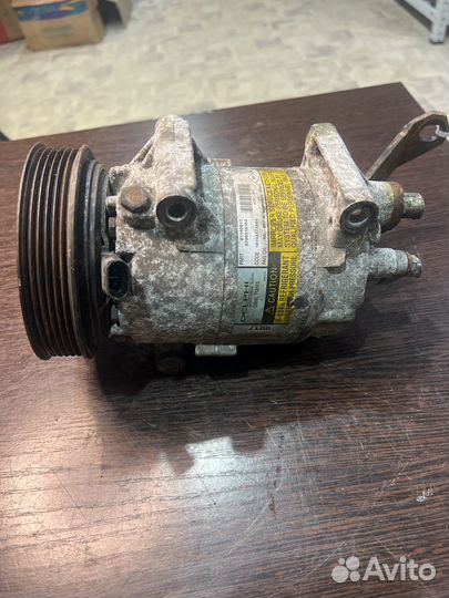 Компрессор кондиционера Renault Megane Scenic