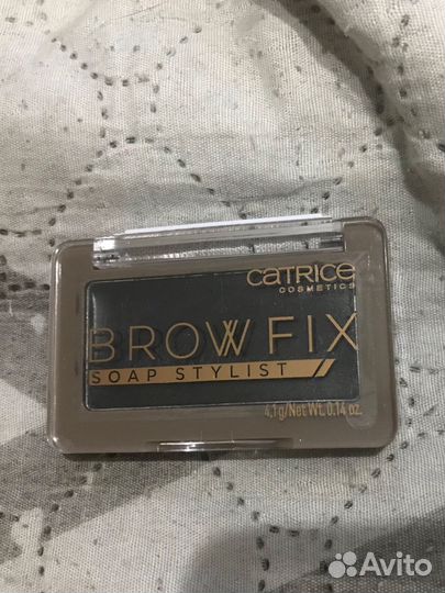 Мыло для бровей «Catrice»