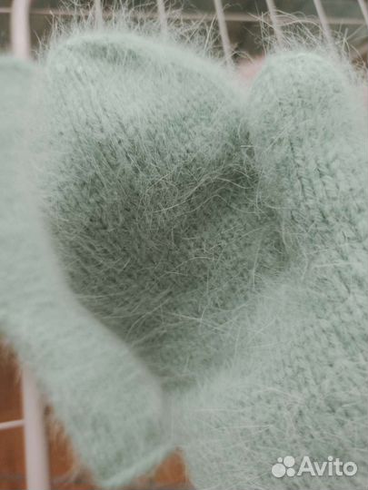 Комплект шапка и варежки