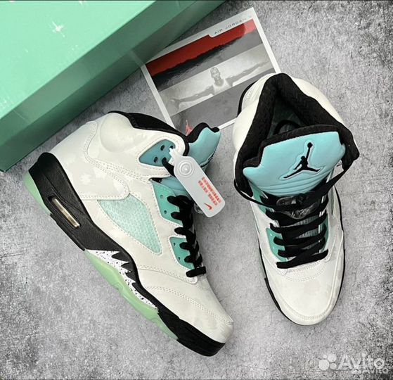 Кроссовки nike air jordan 5 retro island green