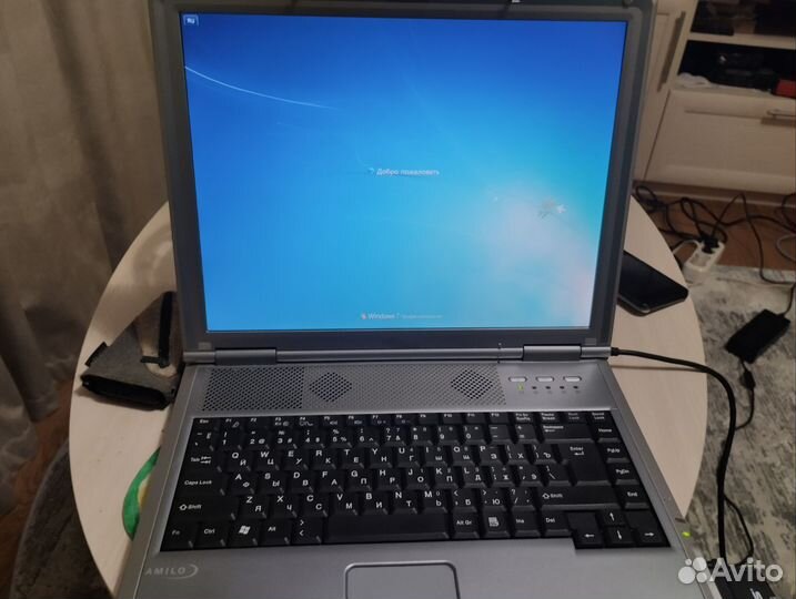 Ноутбук Fujitsu siemens