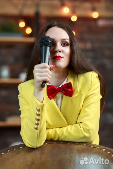 Поющая ведущая тамада на свадьбу юбилей выпускной