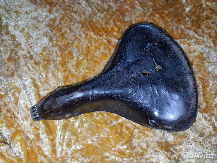 Седло сиденье велосипед СССР кожа кипятильник