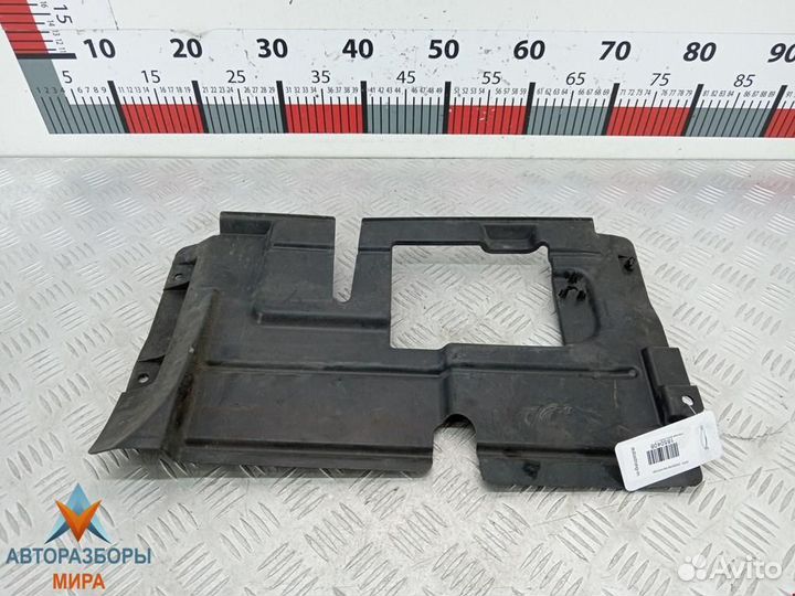 Диффузор вентилятора Chevrolet Spark M200 2009